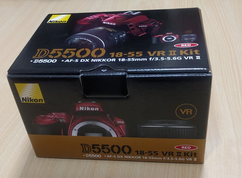 d5500RED（赤）の箱